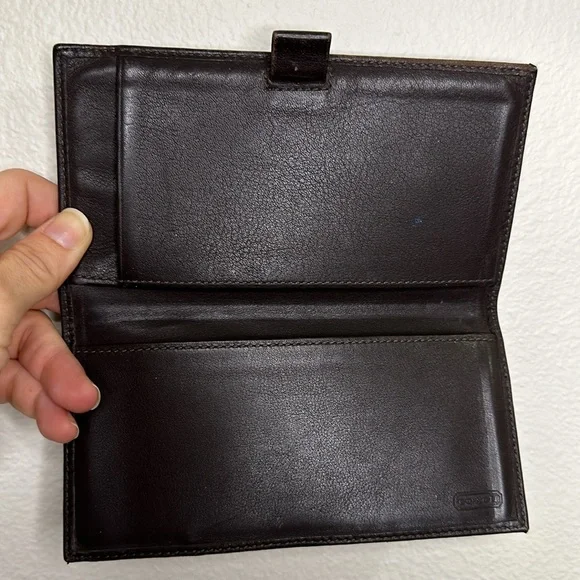 Coach checkbook wallet, great condition - Picture 3 of 4